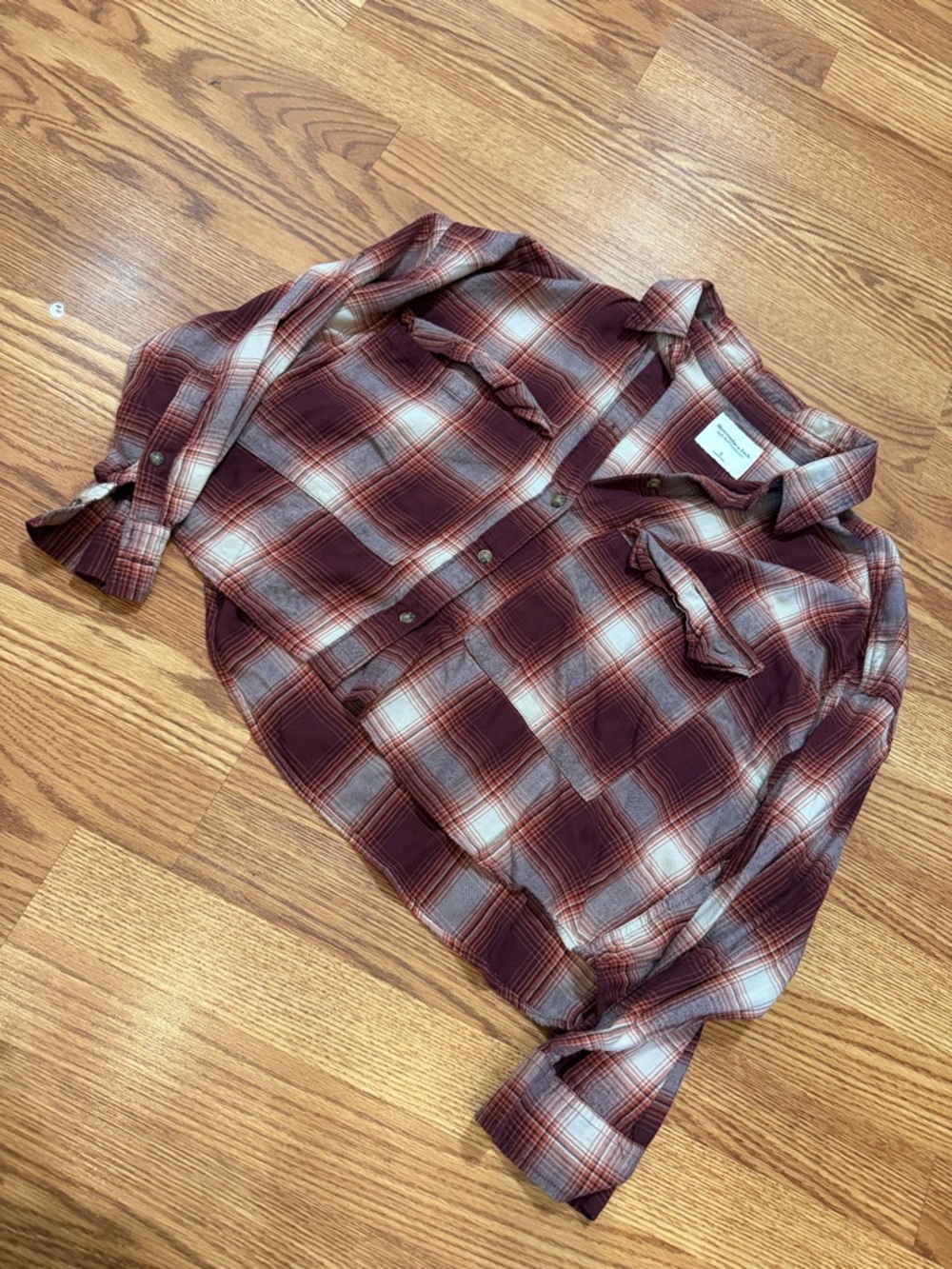 Abercrombie, Plaid Button-Up Shirt in Burgundy and Cream
